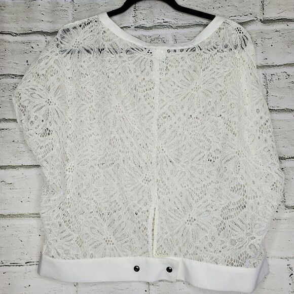 Cabi white floral Ole lacy top 5342 medium - Picture 3 of 8
